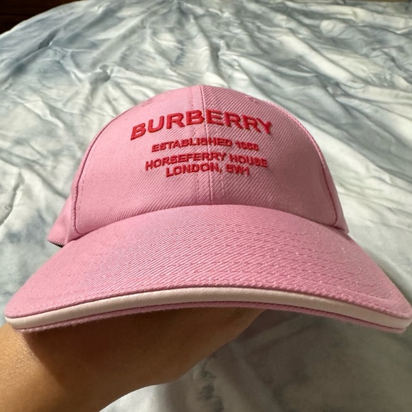 Authentic Burberry - Picture 3 of 9